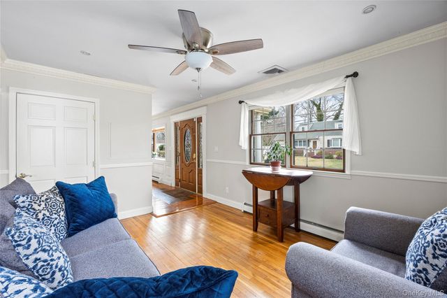 42 Irving Avenue, North Babylon, NY 11703