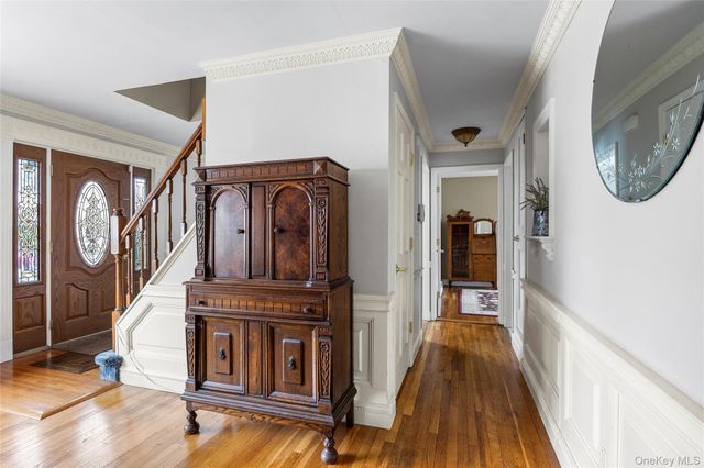 42 Irving Avenue, North Babylon, NY 11703