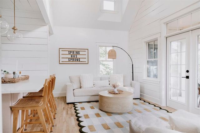 34 Firefly Lane, Carlton Landing, OK 74432