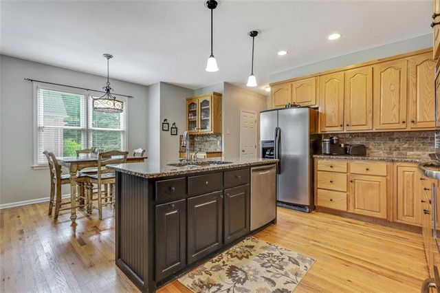 1054 AVERY CREEK Drive, Woodstock, GA 30188