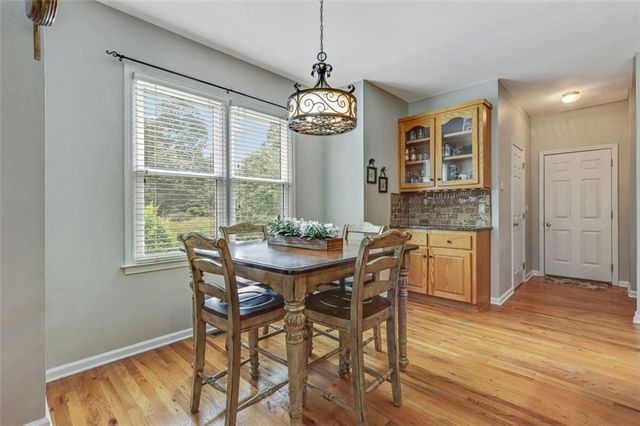 1054 AVERY CREEK Drive, Woodstock, GA 30188