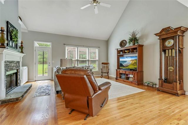 1054 AVERY CREEK Drive, Woodstock, GA 30188