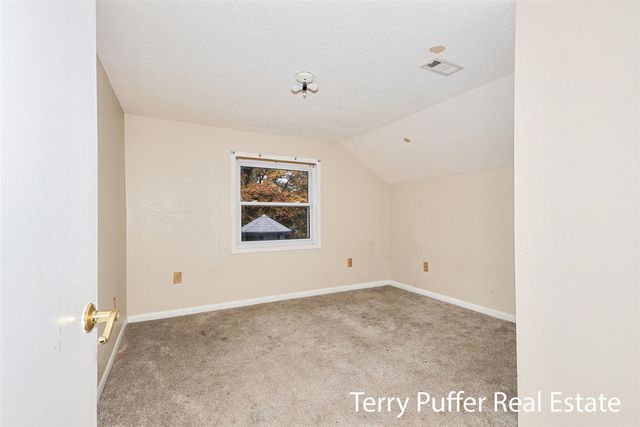 2569 Harding Avenue, Muskegon, MI 49441