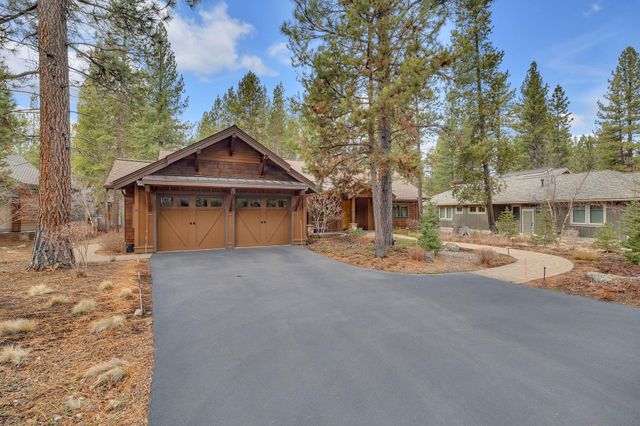 56160 Sable Rock Loop, Bend, OR 97707
