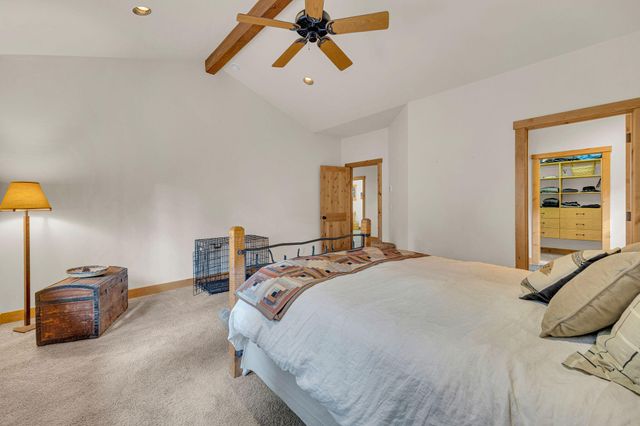 56160 Sable Rock Loop, Bend, OR 97707