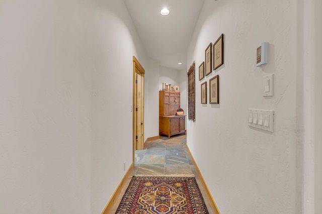 56160 Sable Rock Loop, Bend, OR 97707