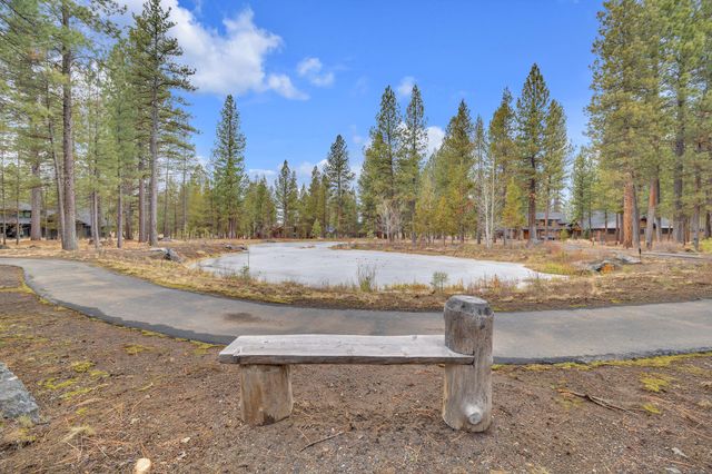 56160 Sable Rock Loop, Bend, OR 97707