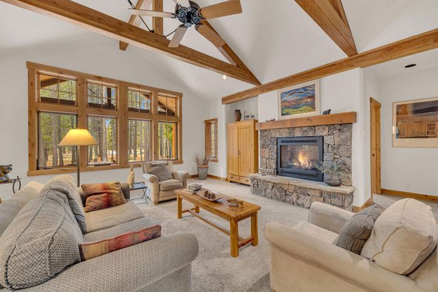 56160 Sable Rock Loop, Bend, OR 97707