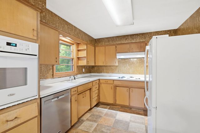 1906 DARTMOUTH, Columbia, MO 65203