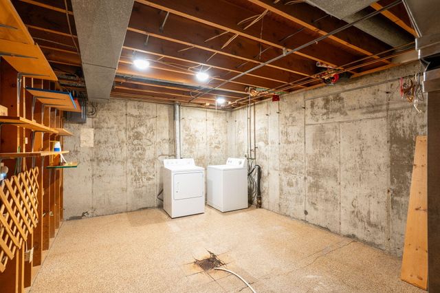 1906 DARTMOUTH, Columbia, MO 65203