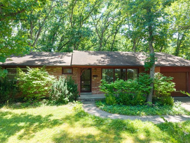 1906 DARTMOUTH, Columbia, MO 65203