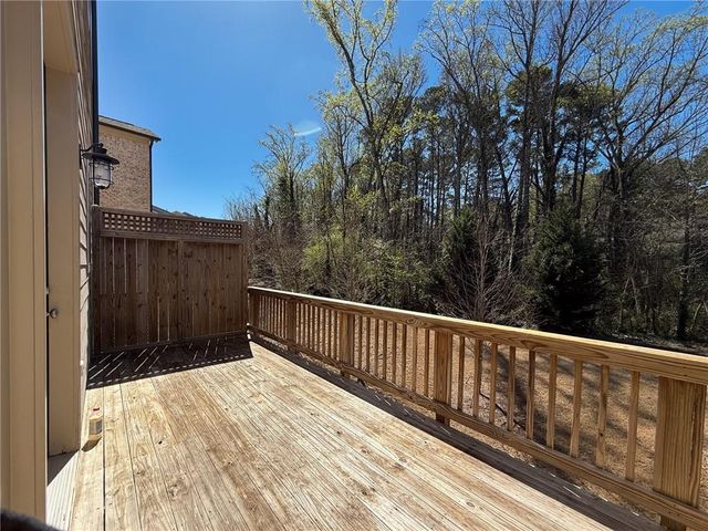 683 Avondale Creek, Decatur, GA 30032