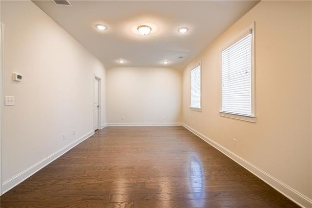 683 Avondale Creek, Decatur, GA 30032