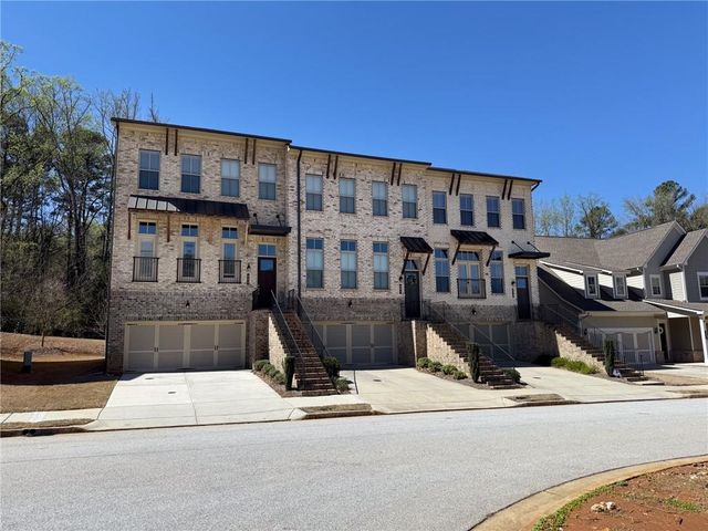 683 Avondale Creek, Decatur, GA 30032
