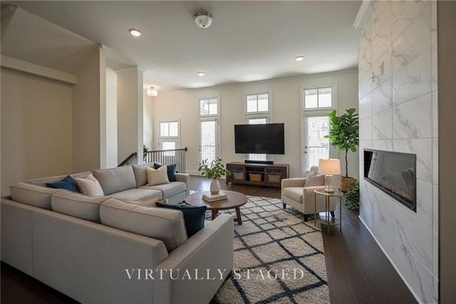 683 Avondale Creek, Decatur, GA 30032