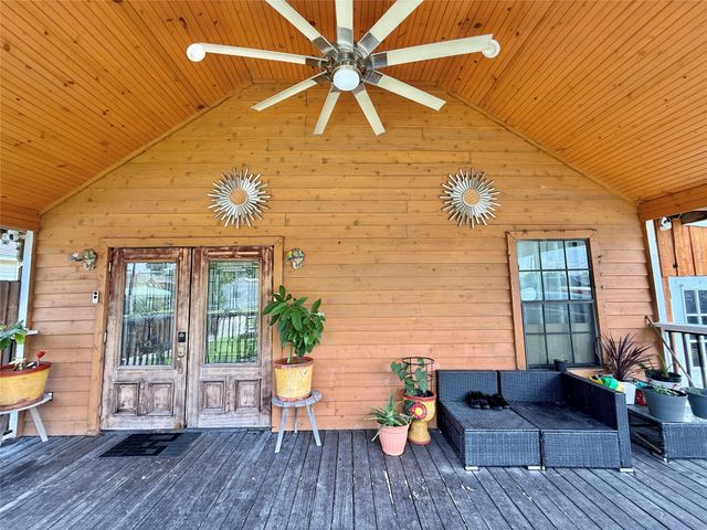 908 Lakin Avenue, Pasadena, TX 77506