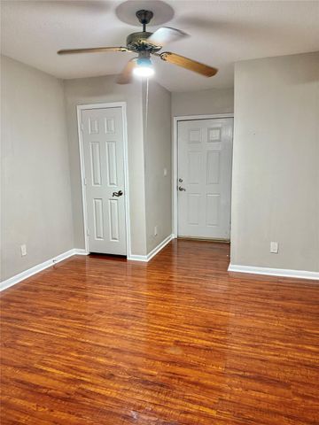908 Lakin Avenue, Pasadena, TX 77506