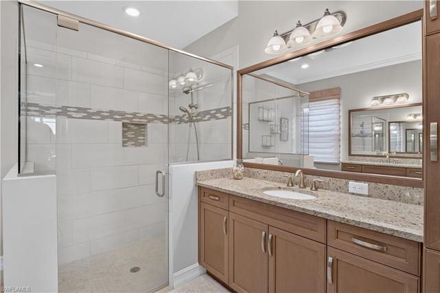 14812 Dockside LN, Naples, FL 34114