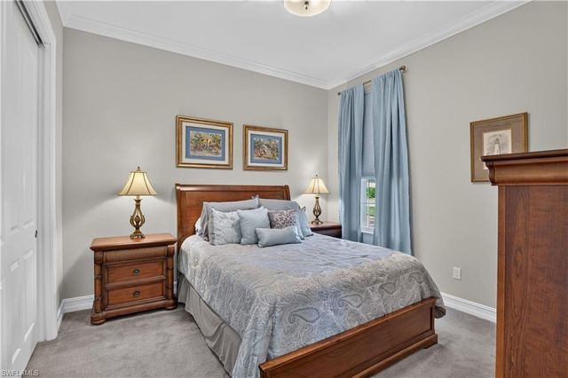 14812 Dockside LN, Naples, FL 34114