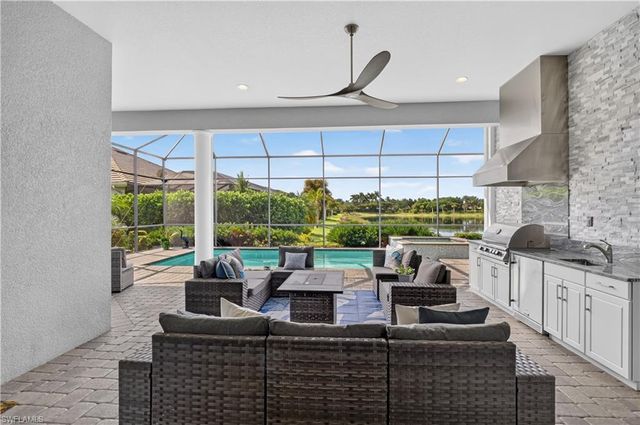 14812 Dockside LN, Naples, FL 34114