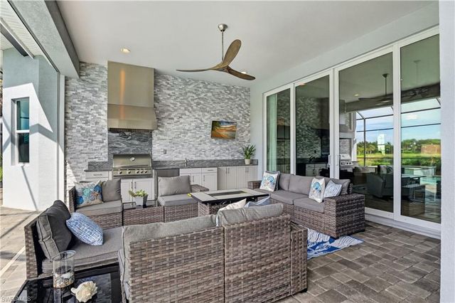 14812 Dockside LN, Naples, FL 34114
