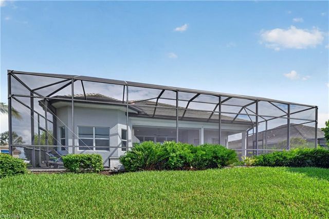 14812 Dockside LN, Naples, FL 34114