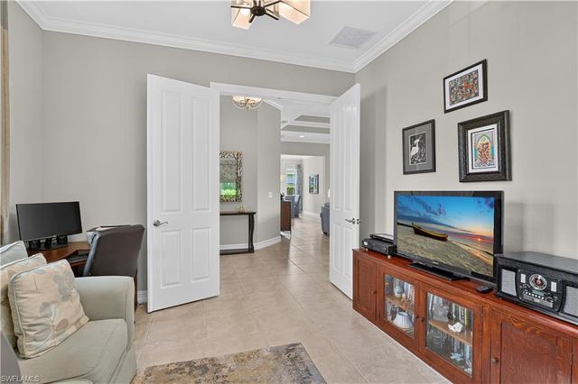 14812 Dockside LN, Naples, FL 34114