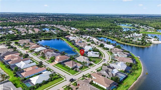 14812 Dockside LN, Naples, FL 34114