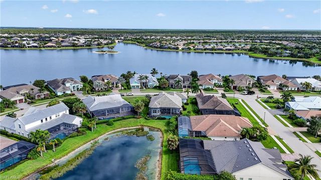 14812 Dockside LN, Naples, FL 34114