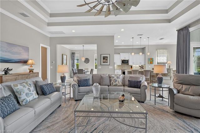 14812 Dockside LN, Naples, FL 34114