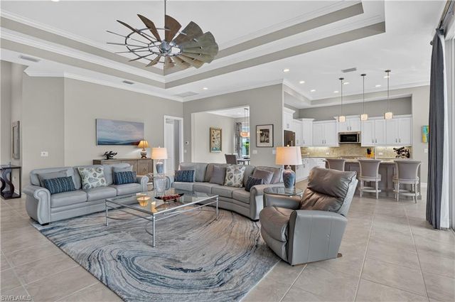 14812 Dockside LN, Naples, FL 34114