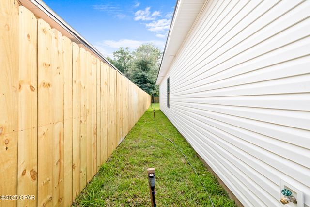 910 E 9th Court, Panama City, FL 32401