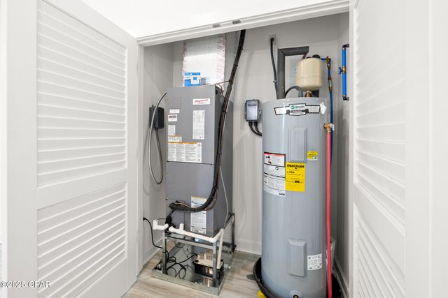 910 E 9th Court, Panama City, FL 32401