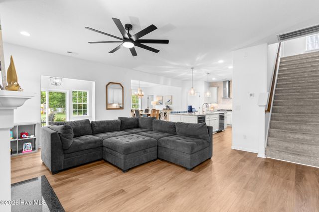 111 Chapman Lane, Moyock, NC 27958