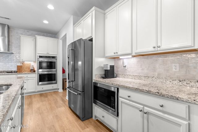 111 Chapman Lane, Moyock, NC 27958