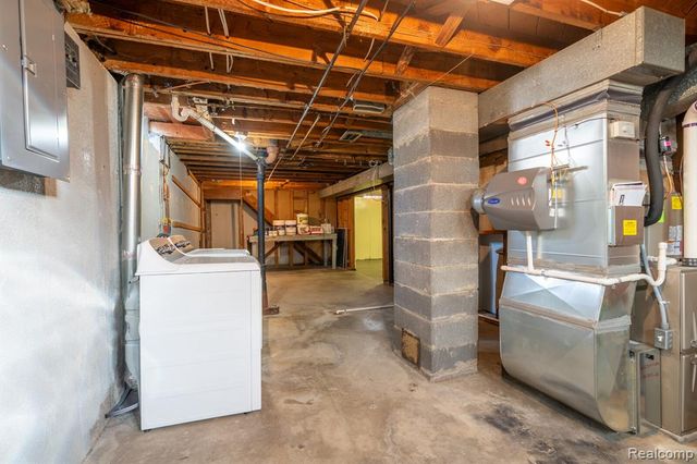 13443 Masonic, Warren, MI 48088