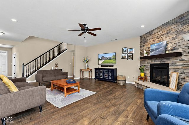 10835 Mystic View Court, Indianapolis, IN 46239