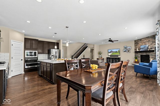 10835 Mystic View Court, Indianapolis, IN 46239