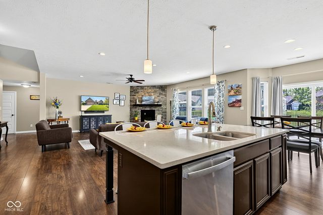 10835 Mystic View Court, Indianapolis, IN 46239