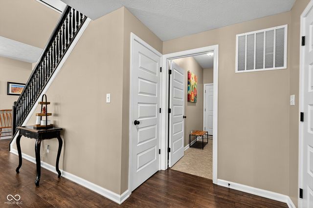 10835 Mystic View Court, Indianapolis, IN 46239