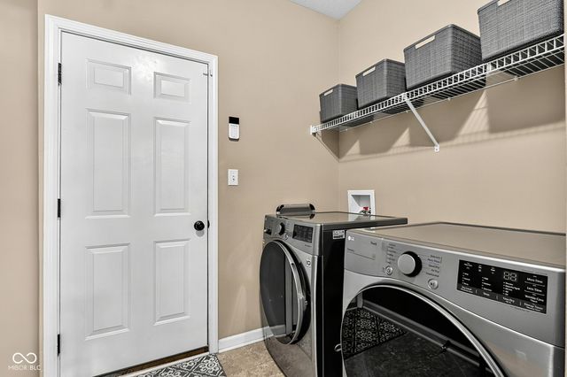 10835 Mystic View Court, Indianapolis, IN 46239