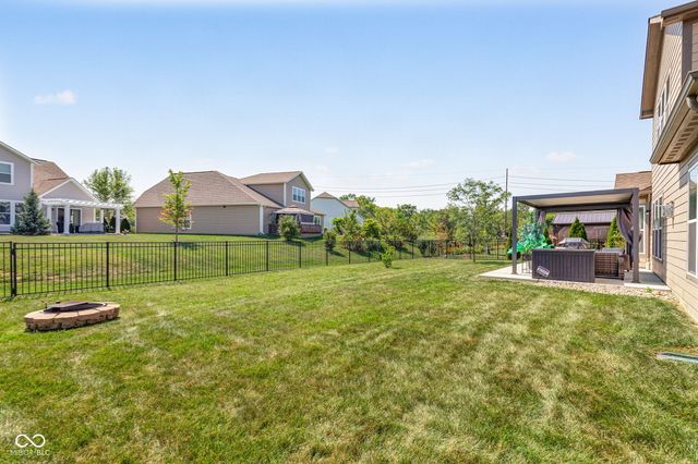 10835 Mystic View Court, Indianapolis, IN 46239