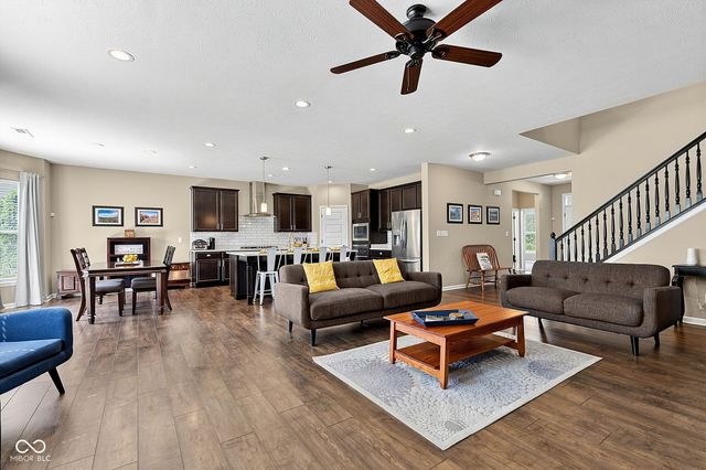 10835 Mystic View Court, Indianapolis, IN 46239