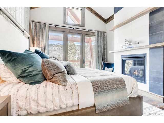 117 Lake Ridge Cir F-1864, Keystone, CO 80435