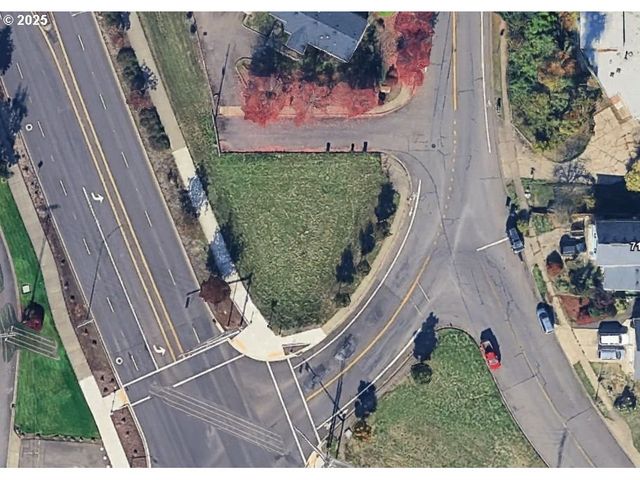 FORSYTHIA St, Springfield, OR 97478