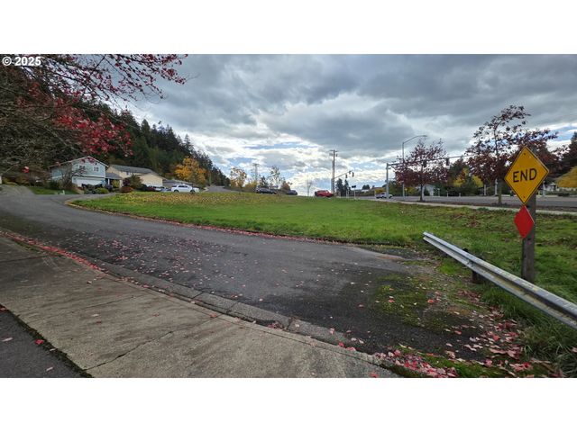 FORSYTHIA St, Springfield, OR 97478