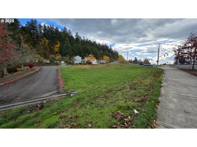 FORSYTHIA St, Springfield, OR 97478