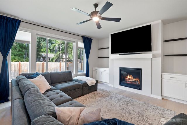 6729 Dusty Lane SE, Lacey, WA 98503