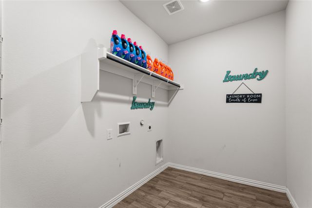 870 Cavalcade Drive, Ferris, TX 75125
