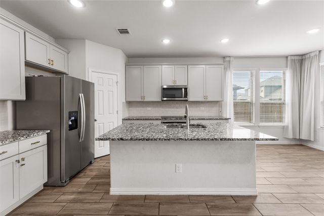 870 Cavalcade Drive, Ferris, TX 75125
